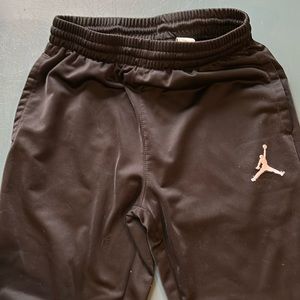 Boys Jordan jumpman black joggers